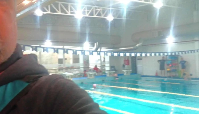 Piscina Climatizada Club Fraternidad E Intendencia Municipal De San Jose Numero - San José de Mayo