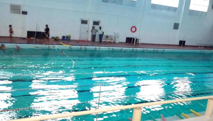 Piscina Escuela Militar - Toledo