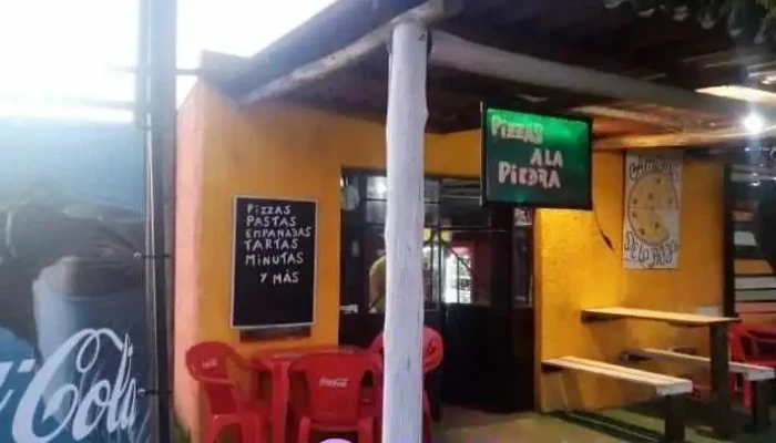 Pizzeria Amigos De La Pizza:  Del Propietario