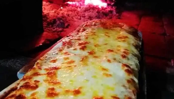 Pizzeria La Mano Y Un Lugar:  Del Propietario