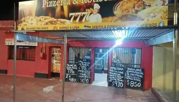 Pizzeria Triple 777:  Menu