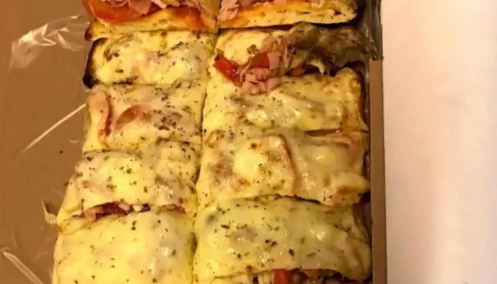 Pizzeria Y Restaurant Ya Que Tamo:  Pan Plano