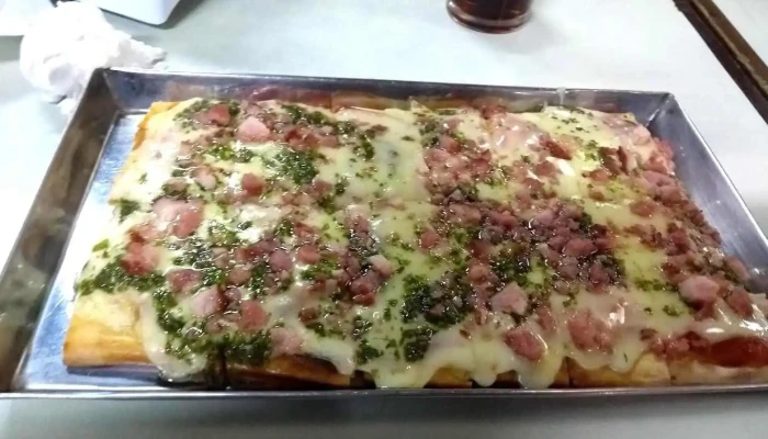 Pizzetas Bar:  Pizza