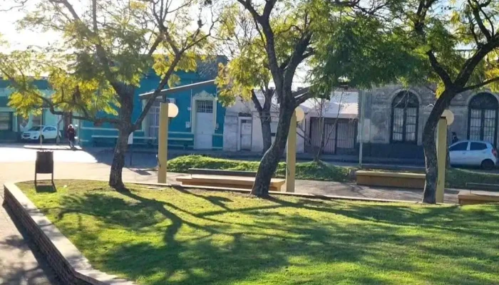 Plaza Artigas Mercedes:  Videos - Parque