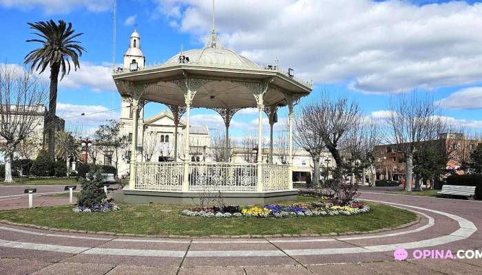 Plaza Constitucion Recientes - Parque