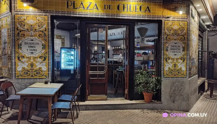 Plaza De Chueca:  Bar