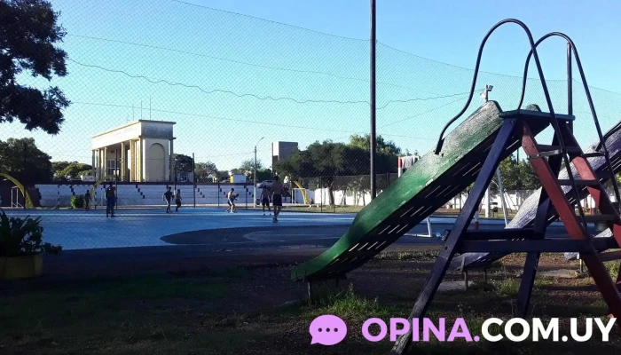 Plaza de Deportes - 55000 Artigas