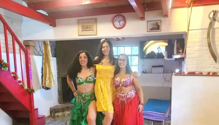Pocitos Dance Danzas Arabes Al Sharq Expat Belly Dance - Montevideo