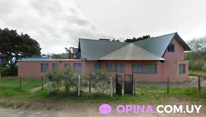 Policlínica La Barra Asistencial Médica Maldonado - 20000 La Barra