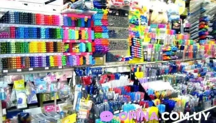 Pomplin -    Club Del Papel Del Propietario - Montevideo