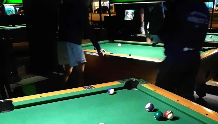 Pool Bar:  Comentario 5 - Pub