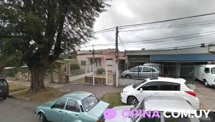 Popiney - Juan Sebastian Elcano Esquina