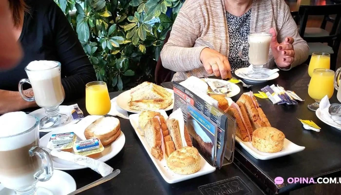 Porto Vanila:  Comidas Y Bebidas - Cafetería