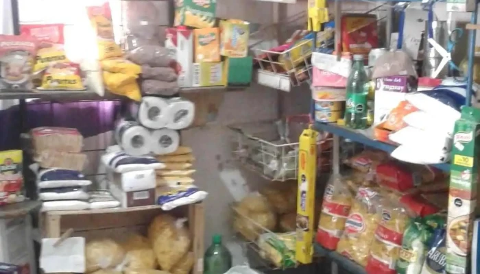 Puesto Y Almacén El tuerca. - Dr. Luis Alberto De Herrera