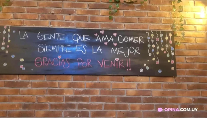 Punto Y Aparte:  Menu