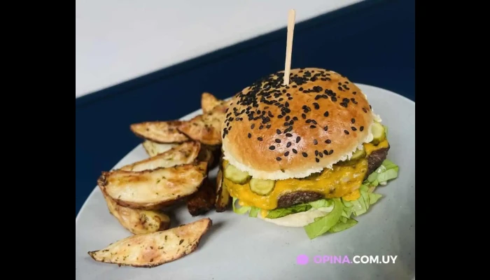 Quinoa Cocinabar Hamburguesa - Bar