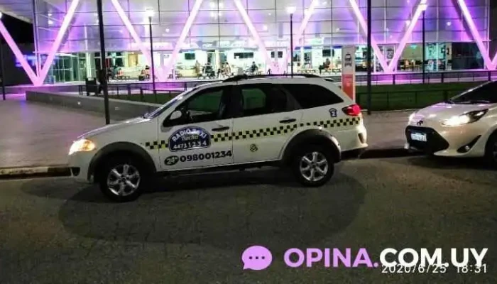 Radio Taxi Ya! - Uruguay