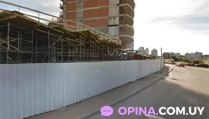 Raúl Laporta - Asesor inmobiliario - Montevideo