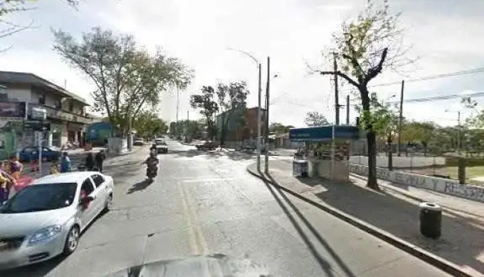 Regazo De Lita -  Cerca De Mi - Montevideo