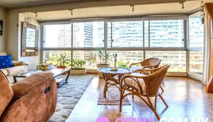 Rematador -    Tasador Gabriel Llano Agente Inmobiliario Asociado Kwred Carrasco Instagram - Montevideo