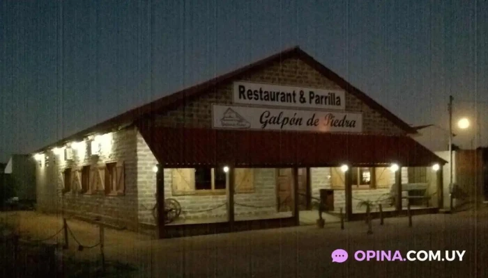 Restaurant Parrilla Galpon De Piedra Acegua