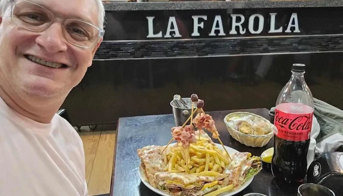 Restaurante La Farola:  Comida Y Bebida - Restaurante