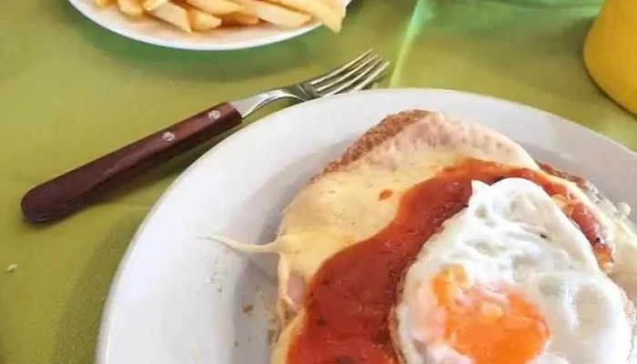 Restaurante La Nueva Avenida:  Milanesa