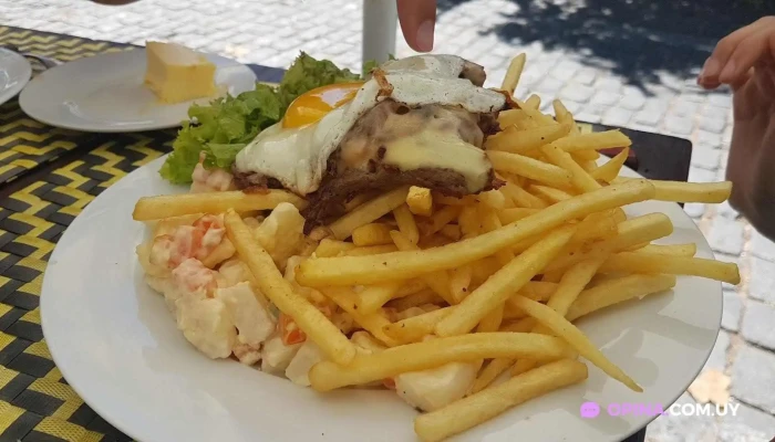 Rio De La Plata Comida Y Bebida