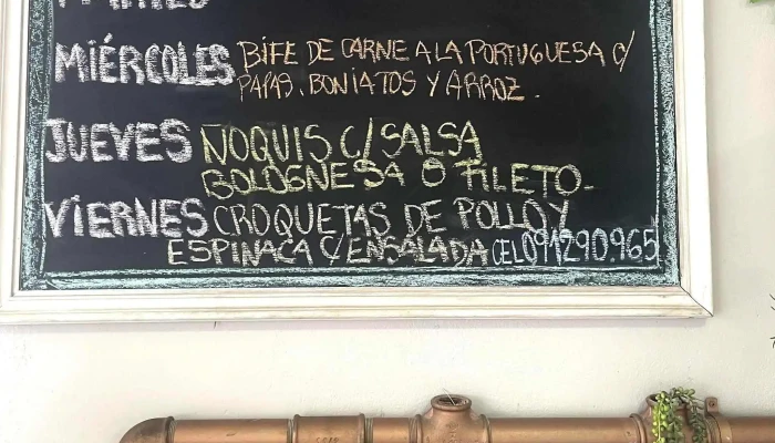 Robusta Cafe Comentario 1 - Cafetería