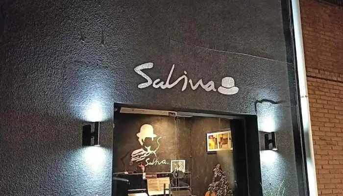 Sabina Bar:  Treinta Y Tres - Bar