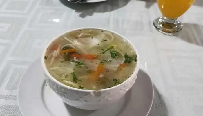 Sabor Peruano:  Caldo De Pollo