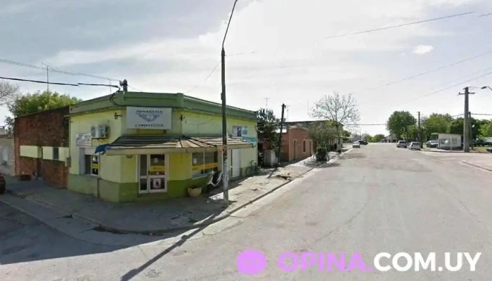 Salon de Belleza - 70600 Tarariras