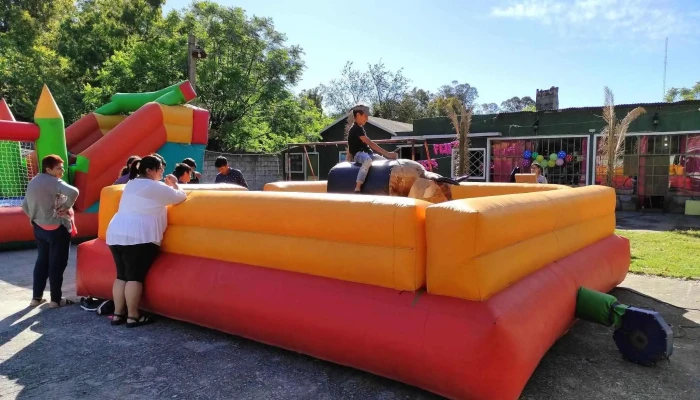 Salon De Fiestas Pablan Todo - Cafetería