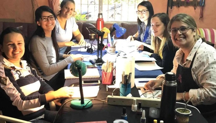 Salon De Unas Y Academia Paola Reccioppe Del Propietario - Ciudad de la Costa