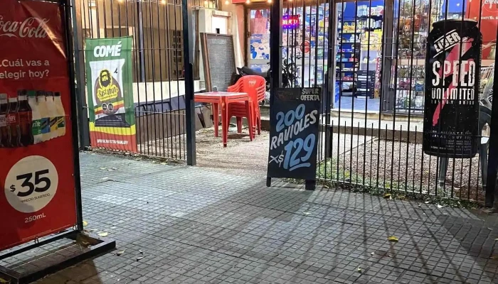 Salón La Familia - 11800 Montevideo