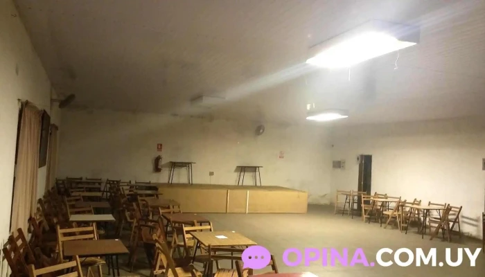 Salón Multiuso Sportivo Yi - Santa Bernardina