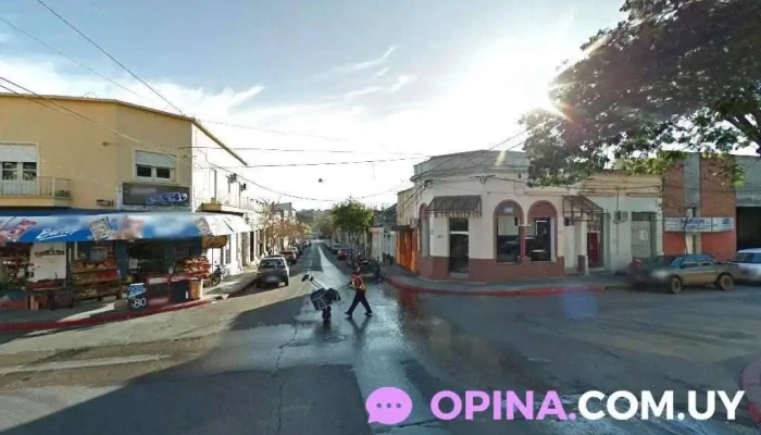 Salto Representaciones S.r.l. - 50000 Salto