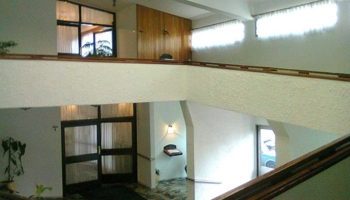 Santos - 90100 La Paz