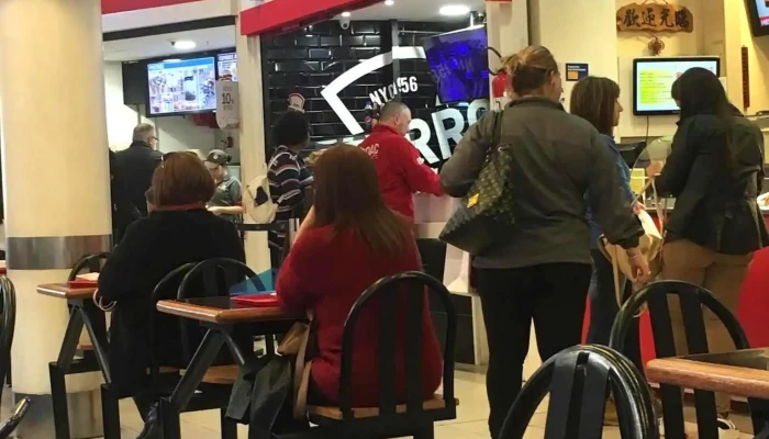 Sbarro:  Ambiente - Pizzería