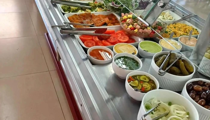 Spetus Churrascaria:  Bufe De Ensaladas - Restaurante especializado en barbacoa