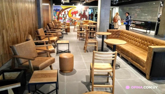 Starbucks:  Ambiente - Cafetería