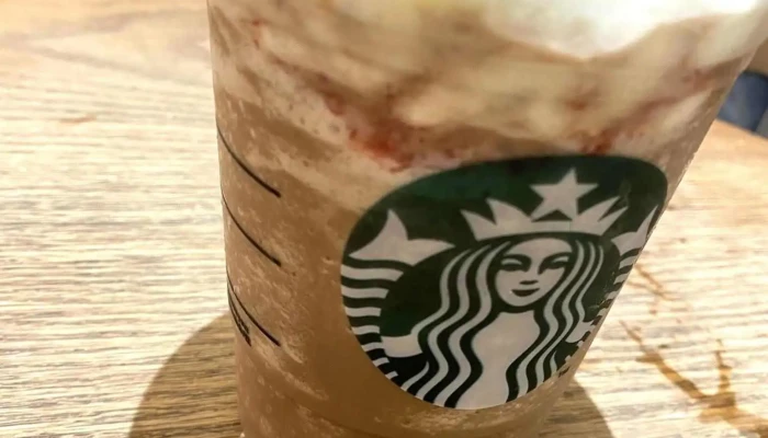 Starbucks:  Frappuccino - Cafetería