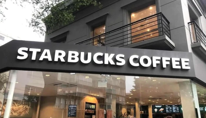 Starbucks:  Montevideo - Cafetería