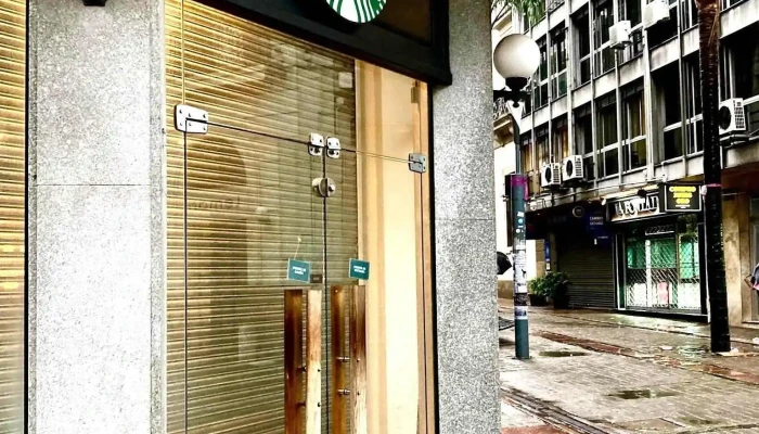 Starbucks:  Todo - Cafetería