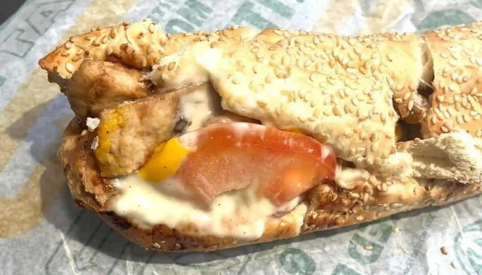 Subway:  Comidas Y Bebidas - Restaurante de comida rápida