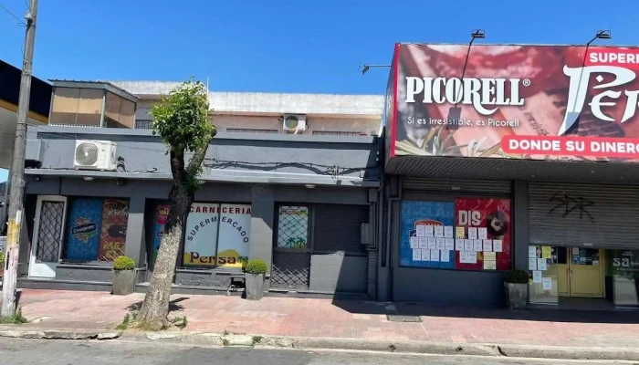 Supermercado El Persa:  Las Piedras