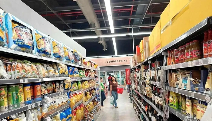 Ta:  Ta:  Interior - Supermercado