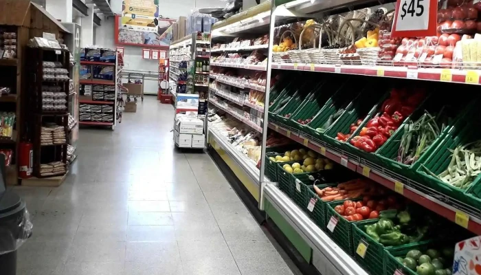 Ta:  Ta:  Interior - Supermercado