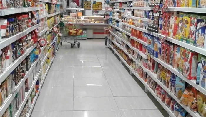 Ta:  Ta:  Sucursal Trinidad 2 Interior - Supermercado