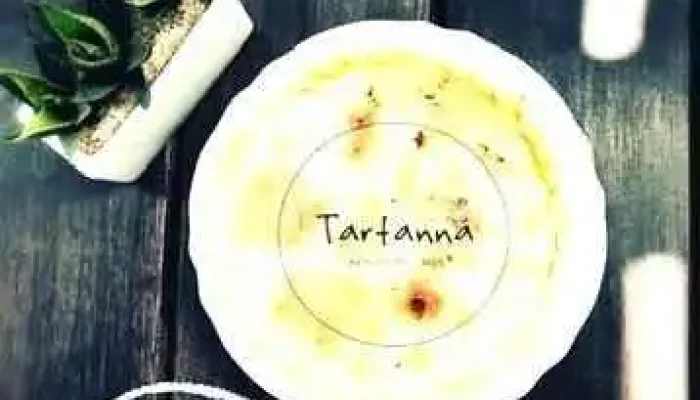 Tartanna:  Comida Y Bebida